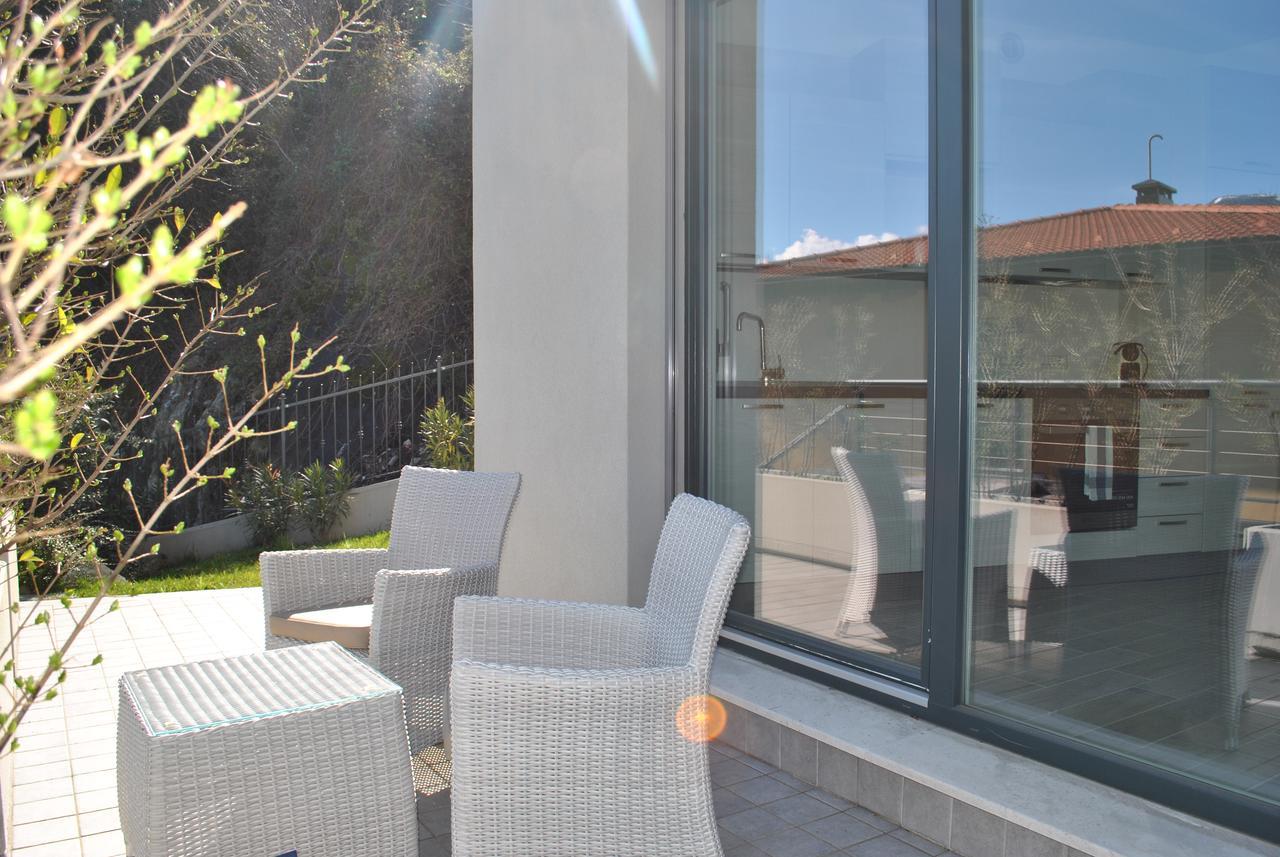 Baia Blu - Luxury Apartments With Pool Cremia 外观 照片